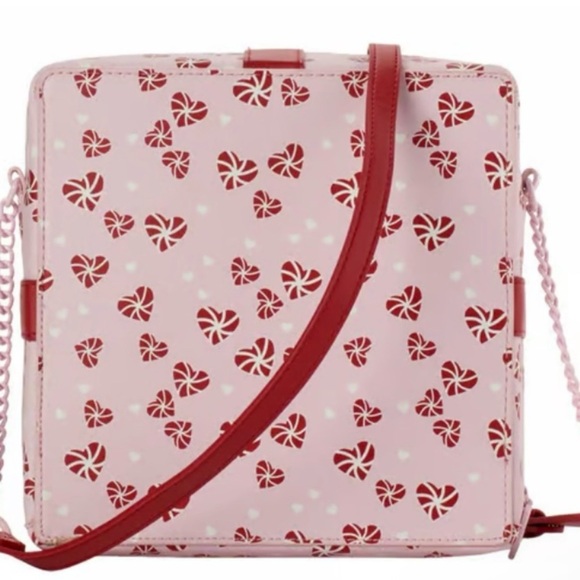 Betsey Johnson present gift crossbody bag purse NWT - Picture 2 of 3